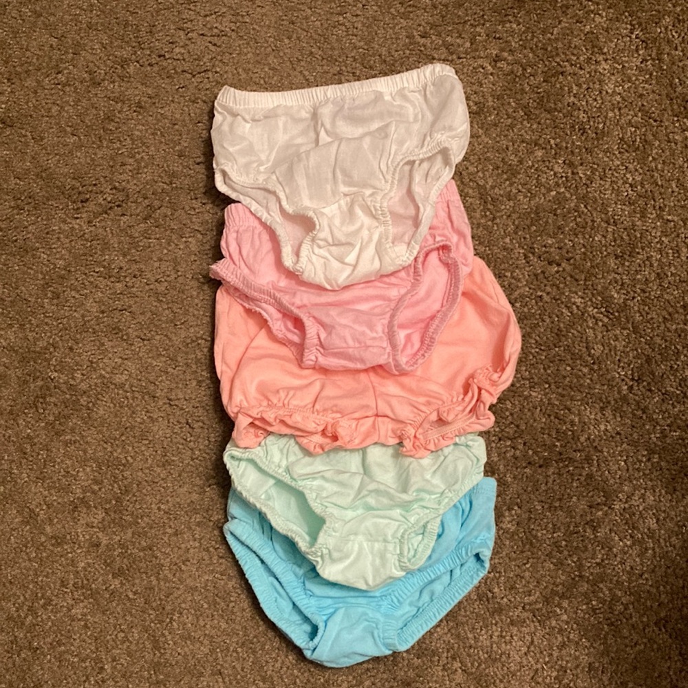 Carter’s 3mth baby girl bloomers and short bottoms